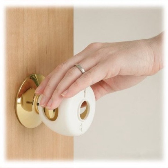 Safety1st Child-Proof Doorknob Covers, 12 Included, Perfect Condition!  😃 - Picture 9 of 16